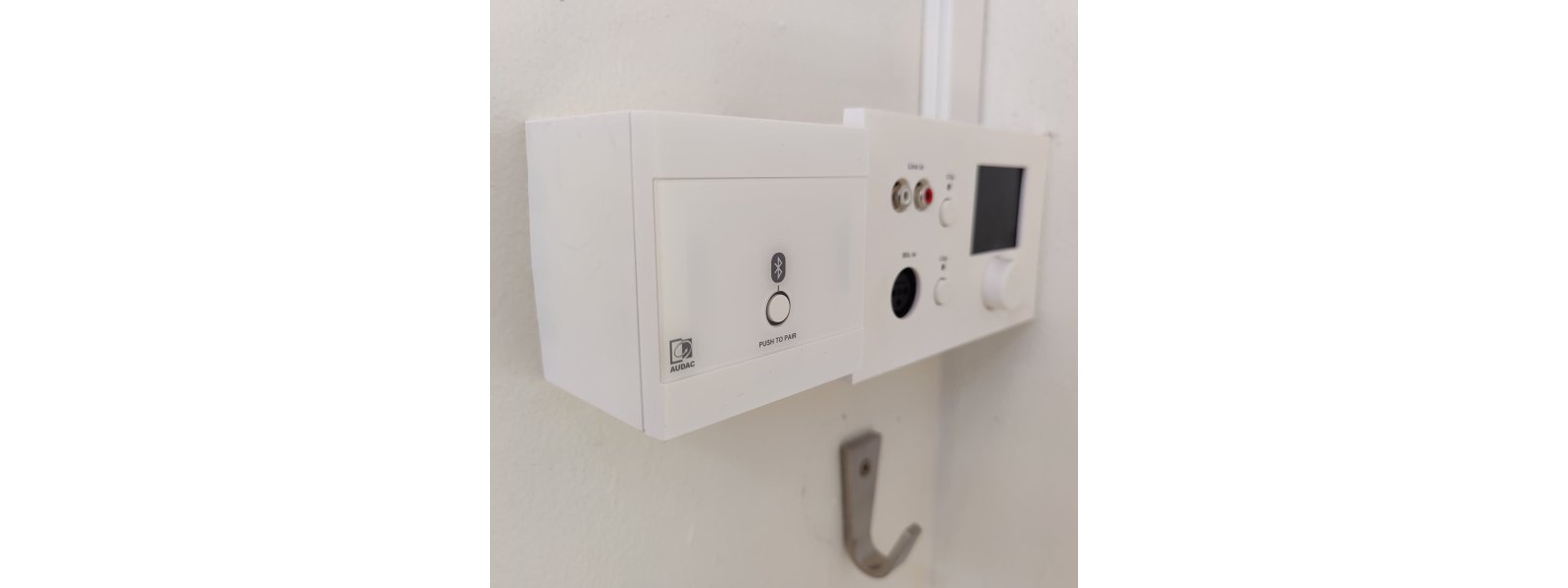 Bluetooth Panel, Internet Radio og Spotify installation i idrtshal 