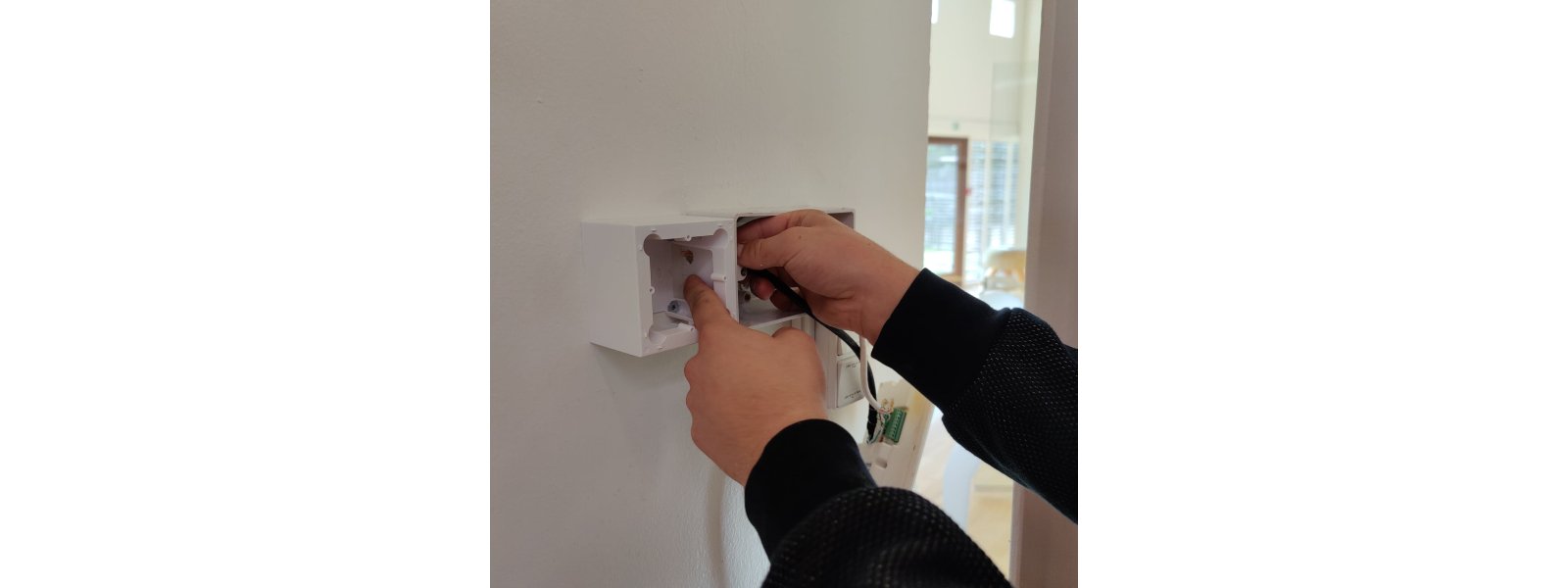 Bluetooth Panel, Internet Radio og Spotify installation i idrtshal 